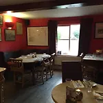Oak Tree 5* Brafferton