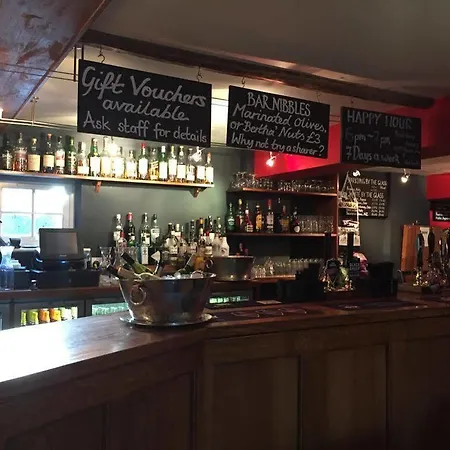 Oak Tree 5* Brafferton