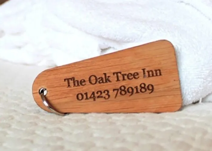 Oak Tree 5* Brafferton
