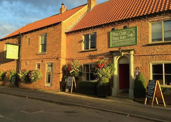 Oak Tree 5* Brafferton